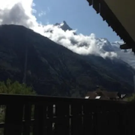 Apt With Balcony In Chamonix-Mont-Blanc 샤모니